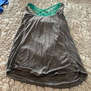 Lululemon tank top with built in bra